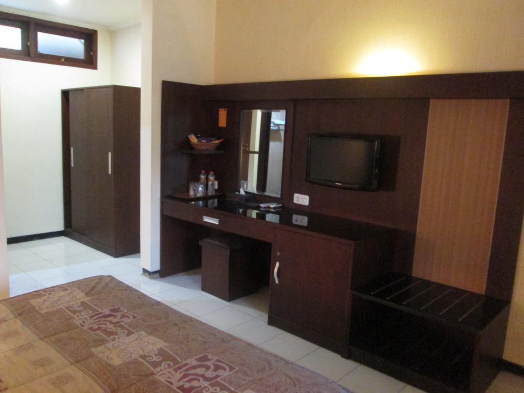 Hotel Wisanti Yogyakarta Exteriör bild