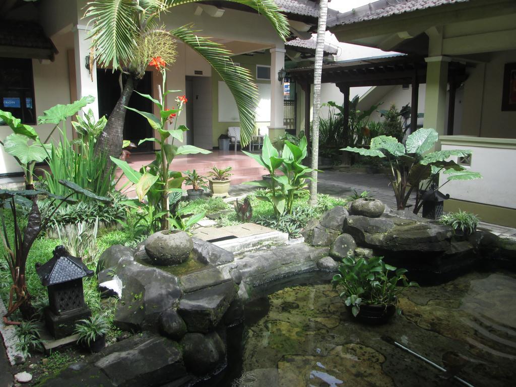 Hotel Wisanti Yogyakarta Exteriör bild