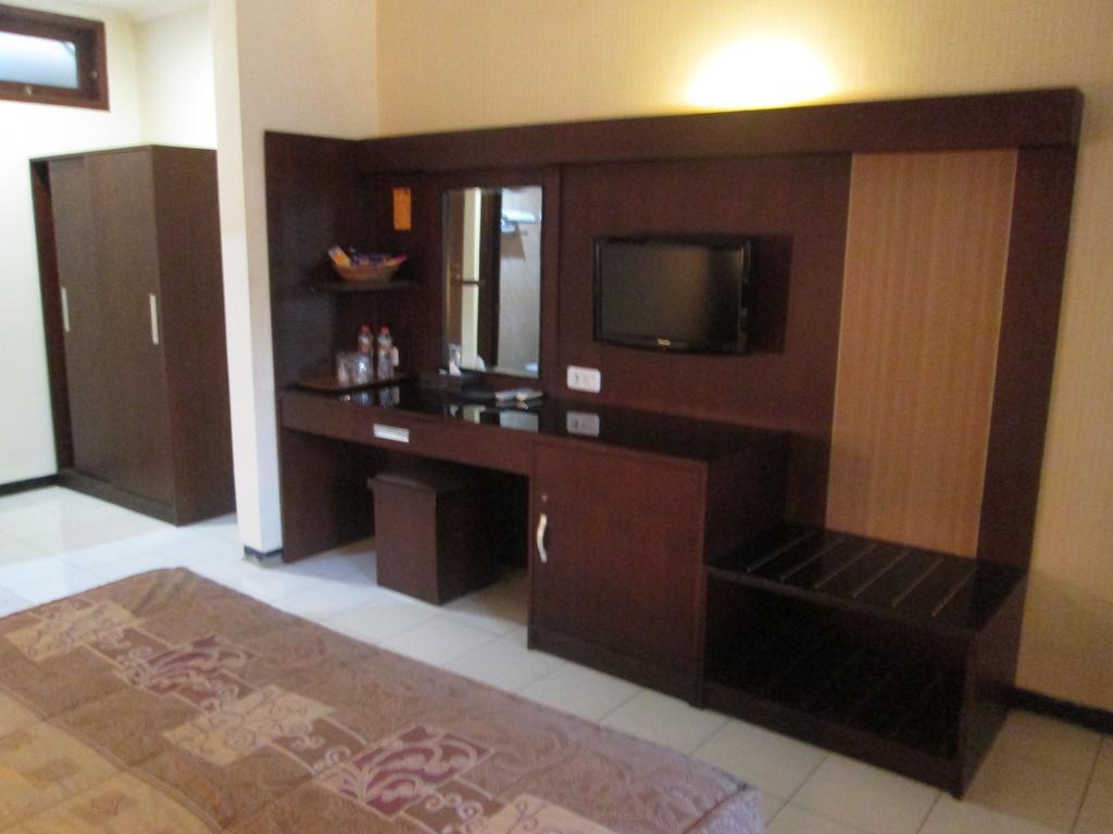 Hotel Wisanti Yogyakarta Exteriör bild
