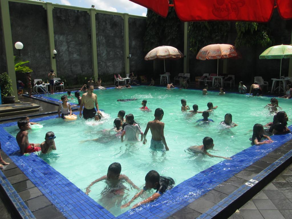 Hotel Wisanti Yogyakarta Exteriör bild