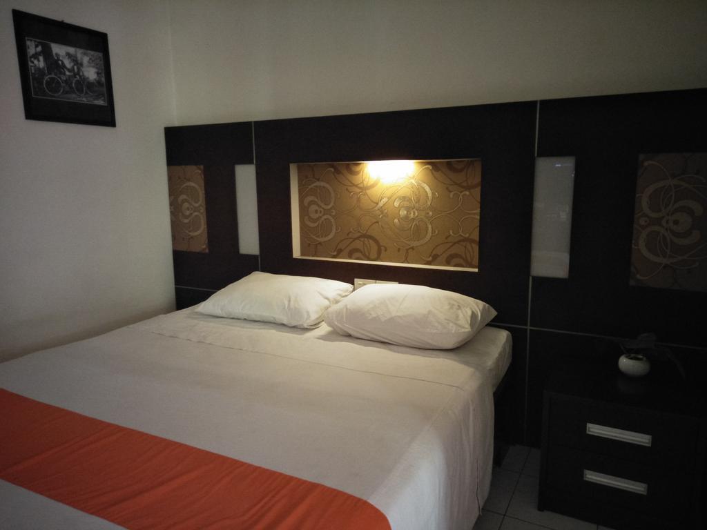 Hotel Wisanti Yogyakarta Exteriör bild