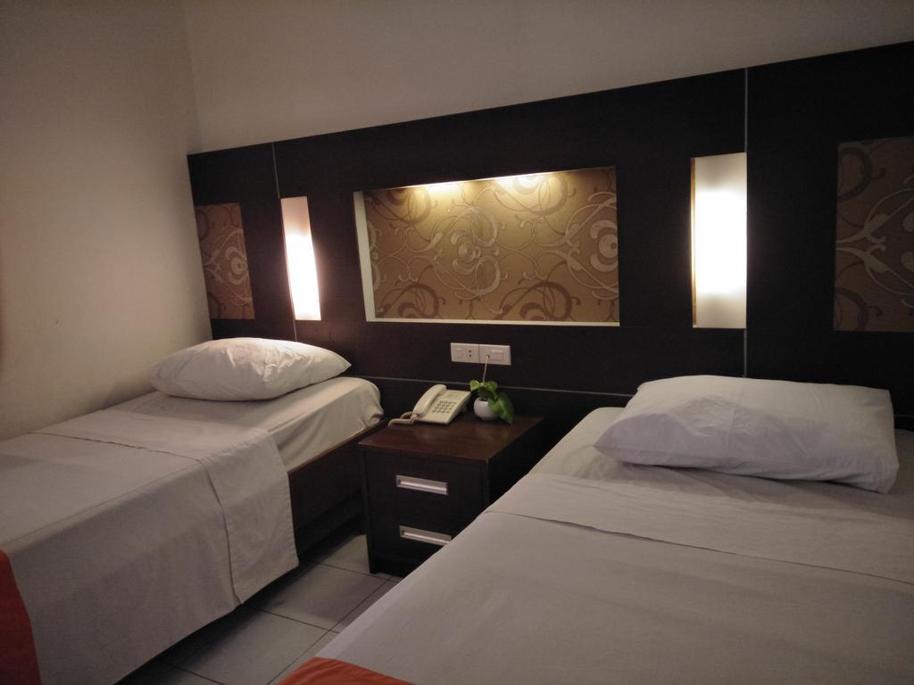 Hotel Wisanti Yogyakarta Exteriör bild